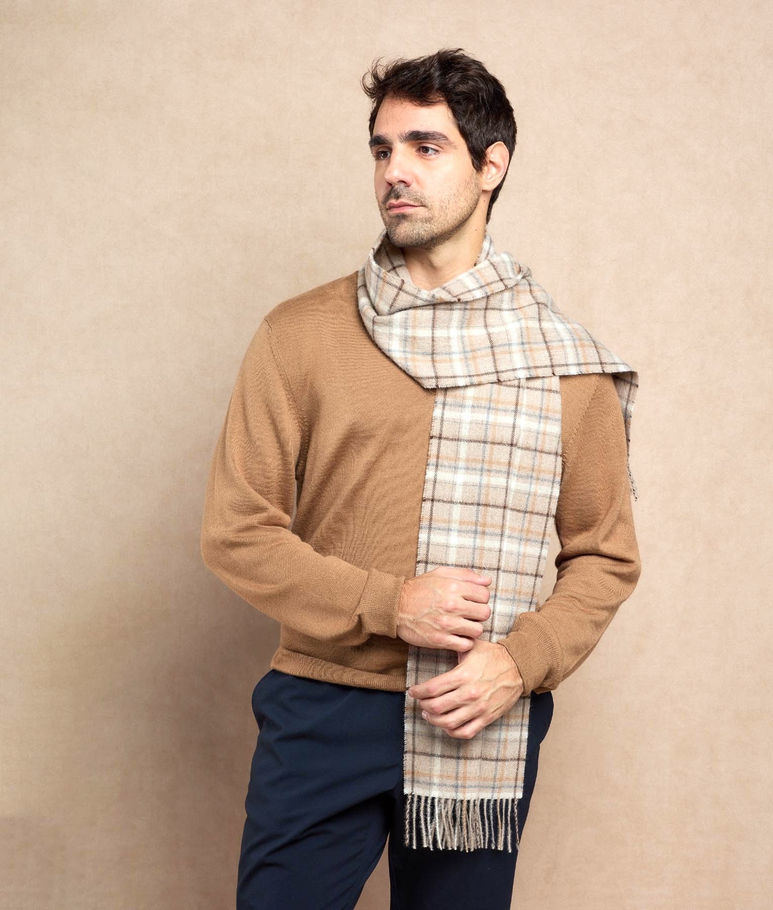Classic tartan scarf 3 C001