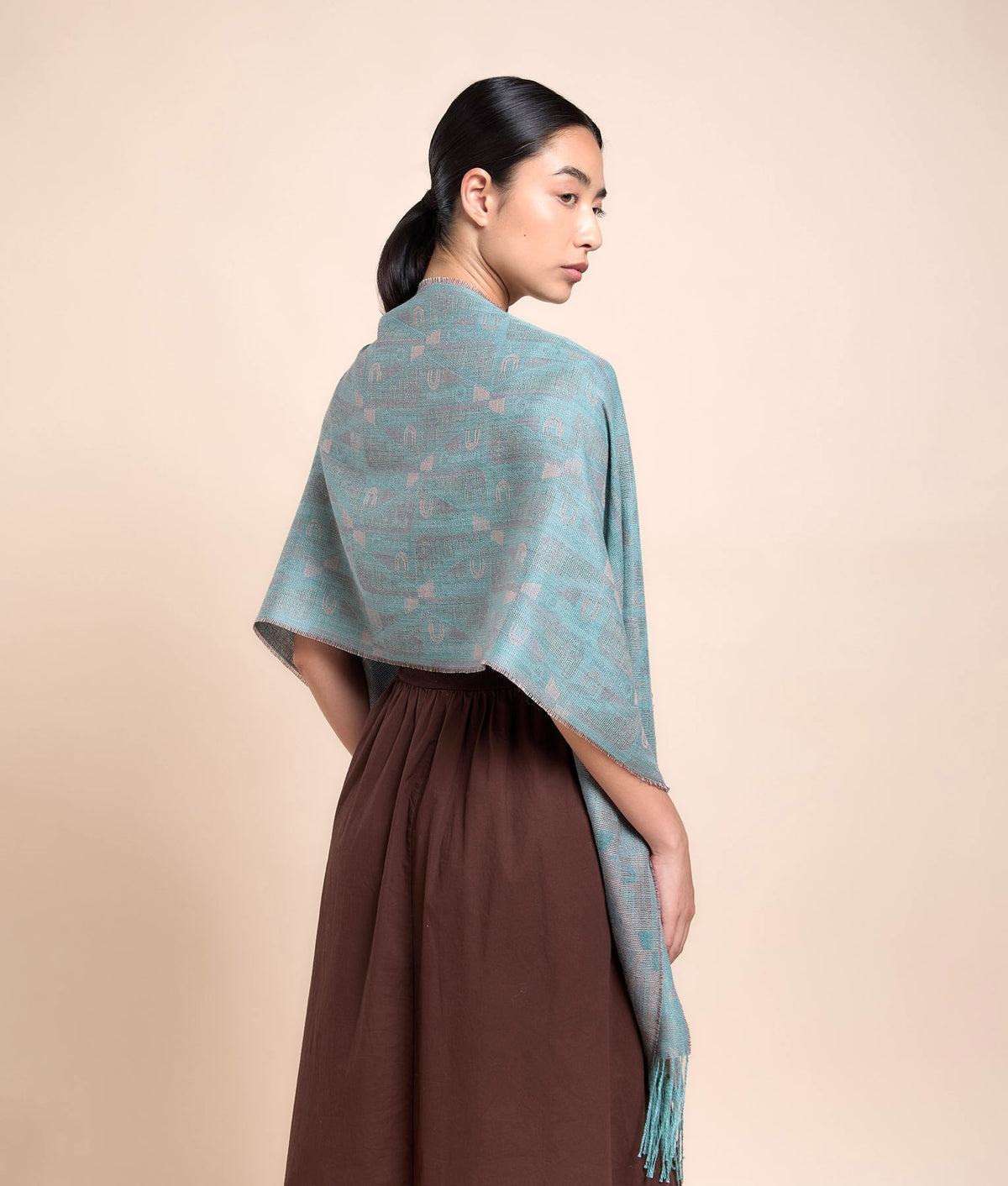Esinca Scarf - Wari - C001