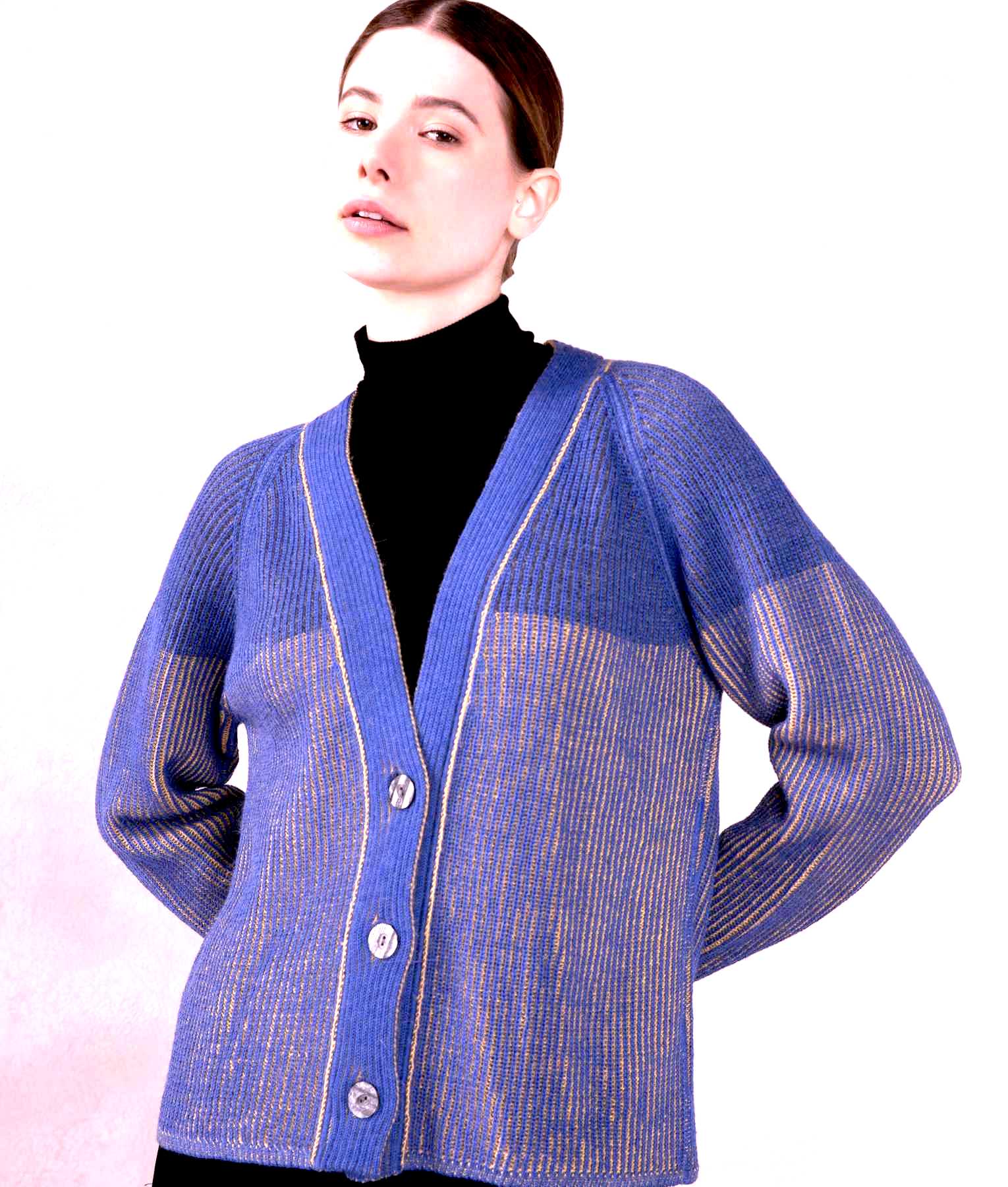 Reversible Ribbed Cardigan C001