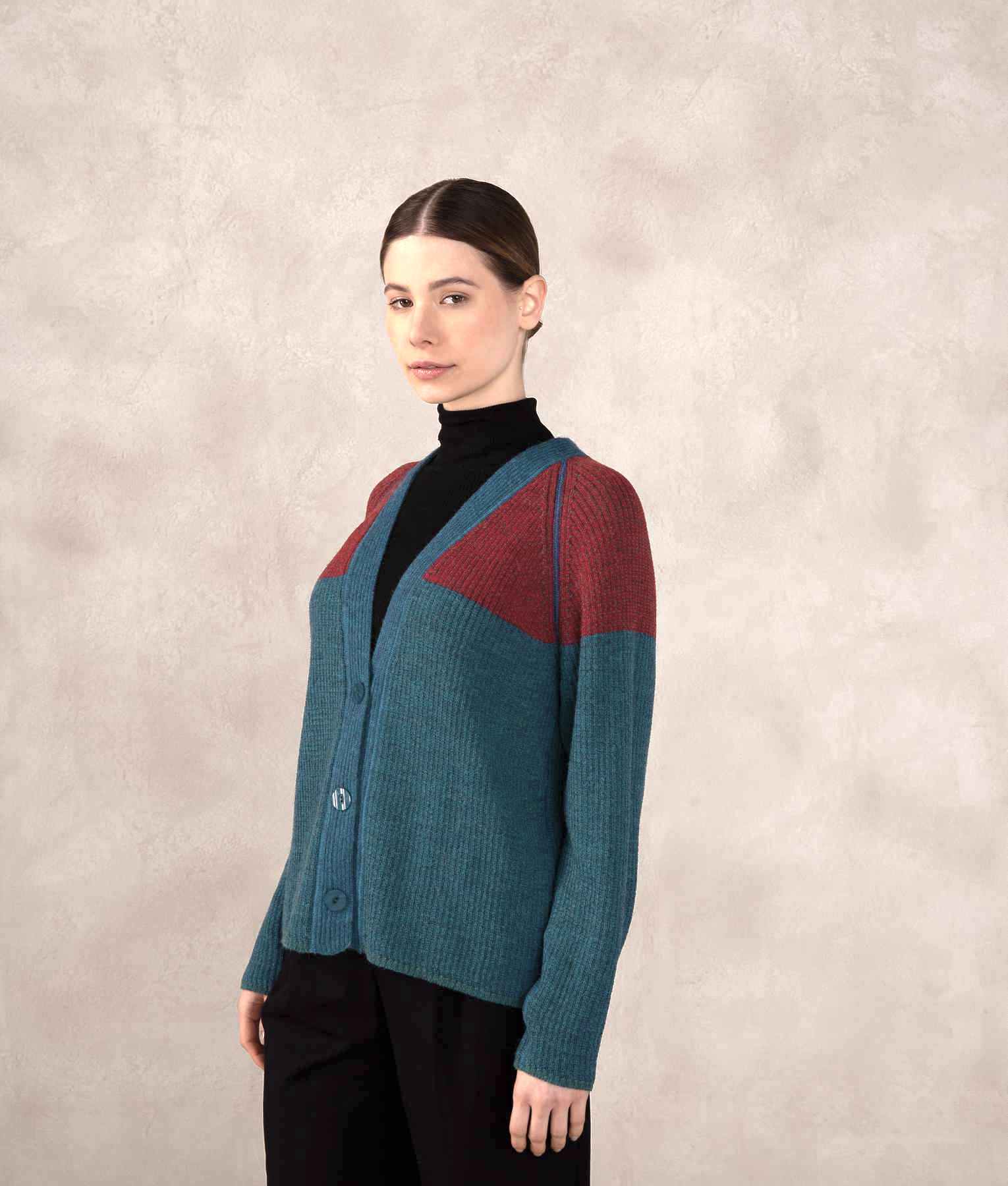 Reversible Ribbed Cardigan C002