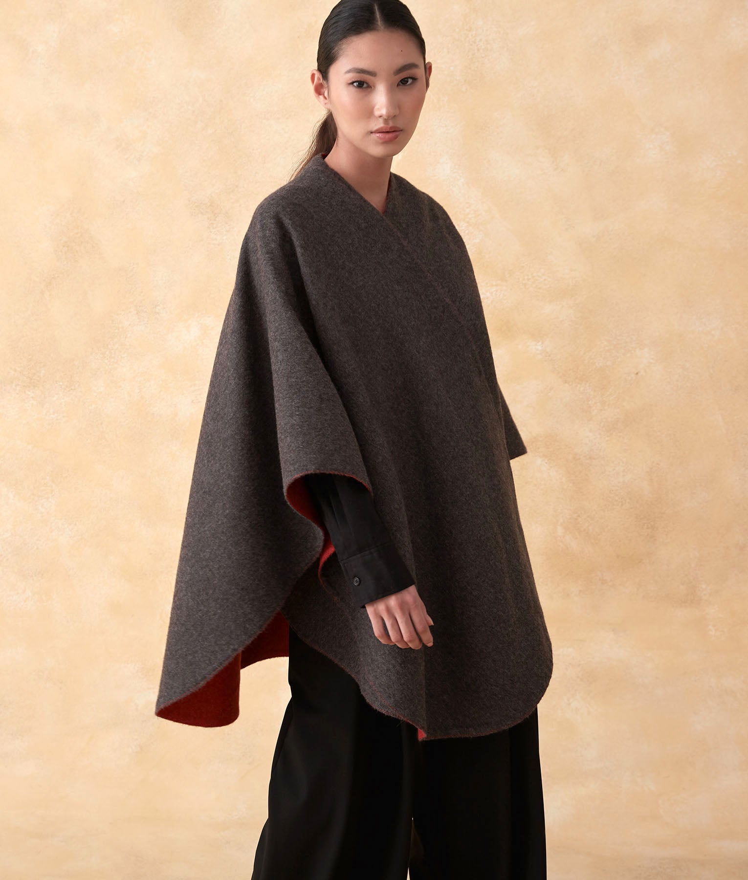 Reversible Soft Cape C002