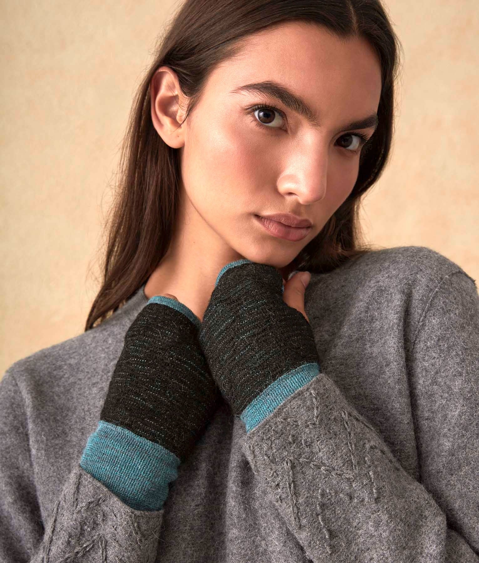Reversible Tuck Stitch Fingerless Gloves - Teal and Black - Women's