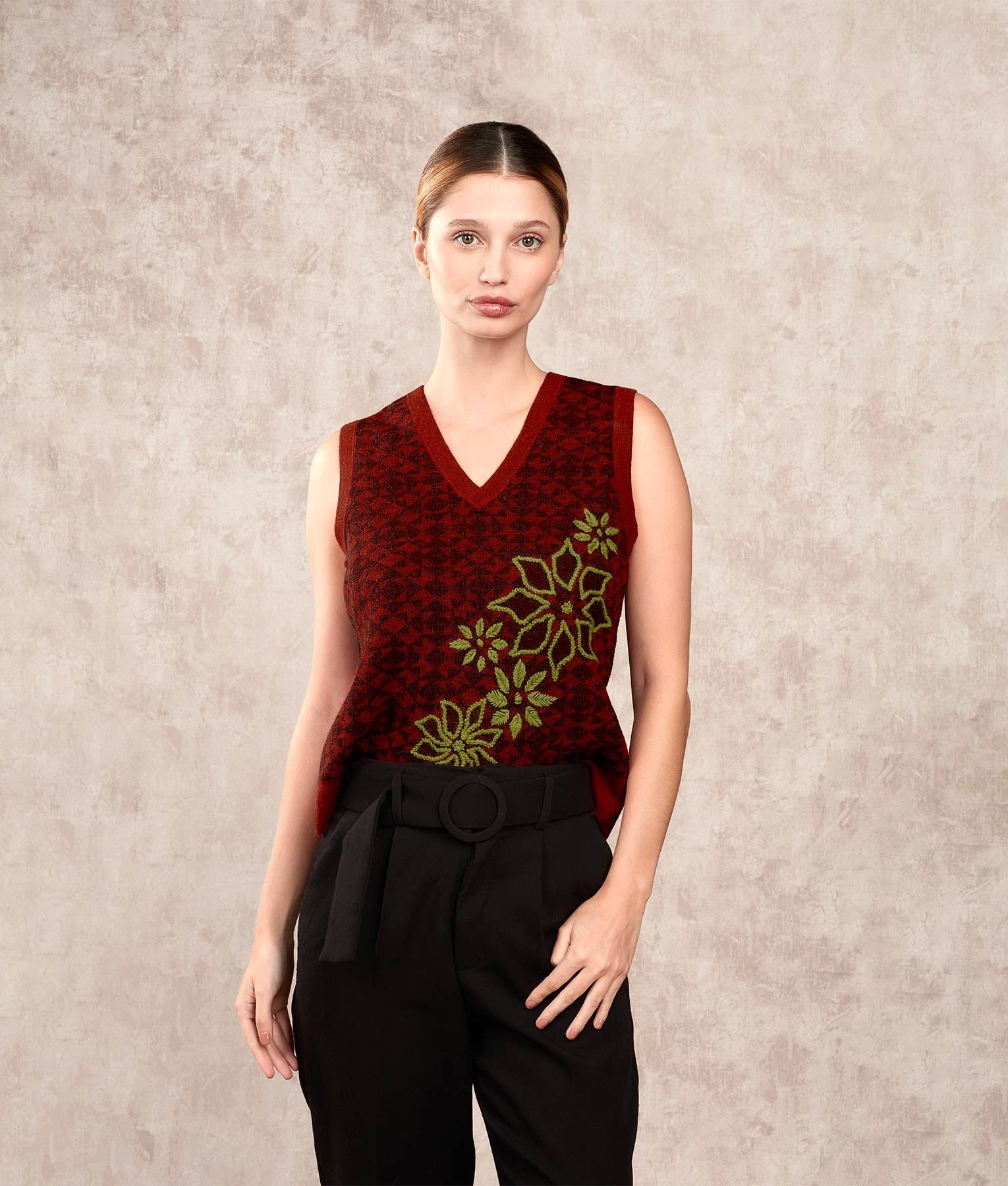 Heart Of Flowers - Vest - Multicoloured Wine Red - Women's