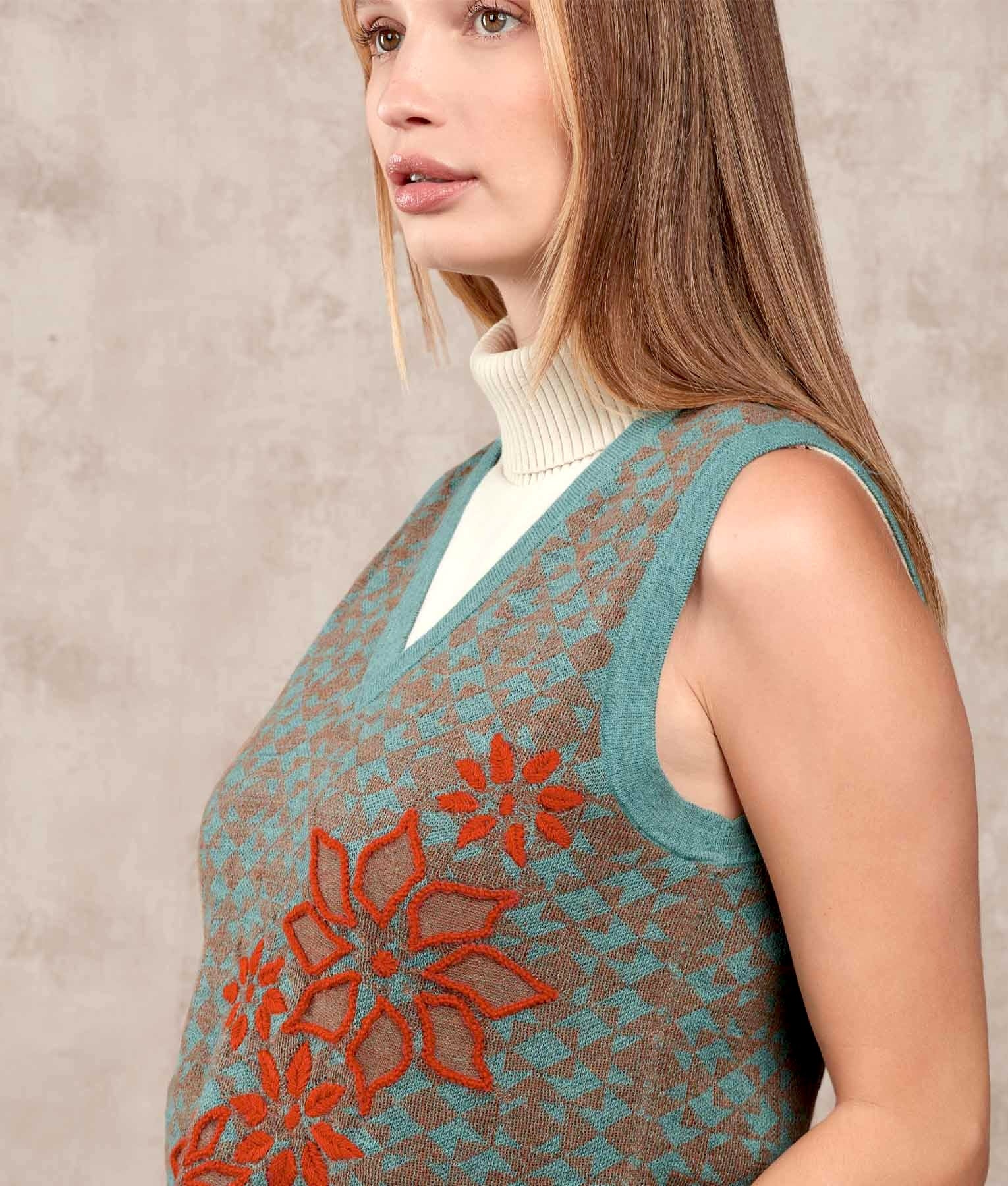 Heart Of Flowers - Vest - Multicoloured Teal - Women's