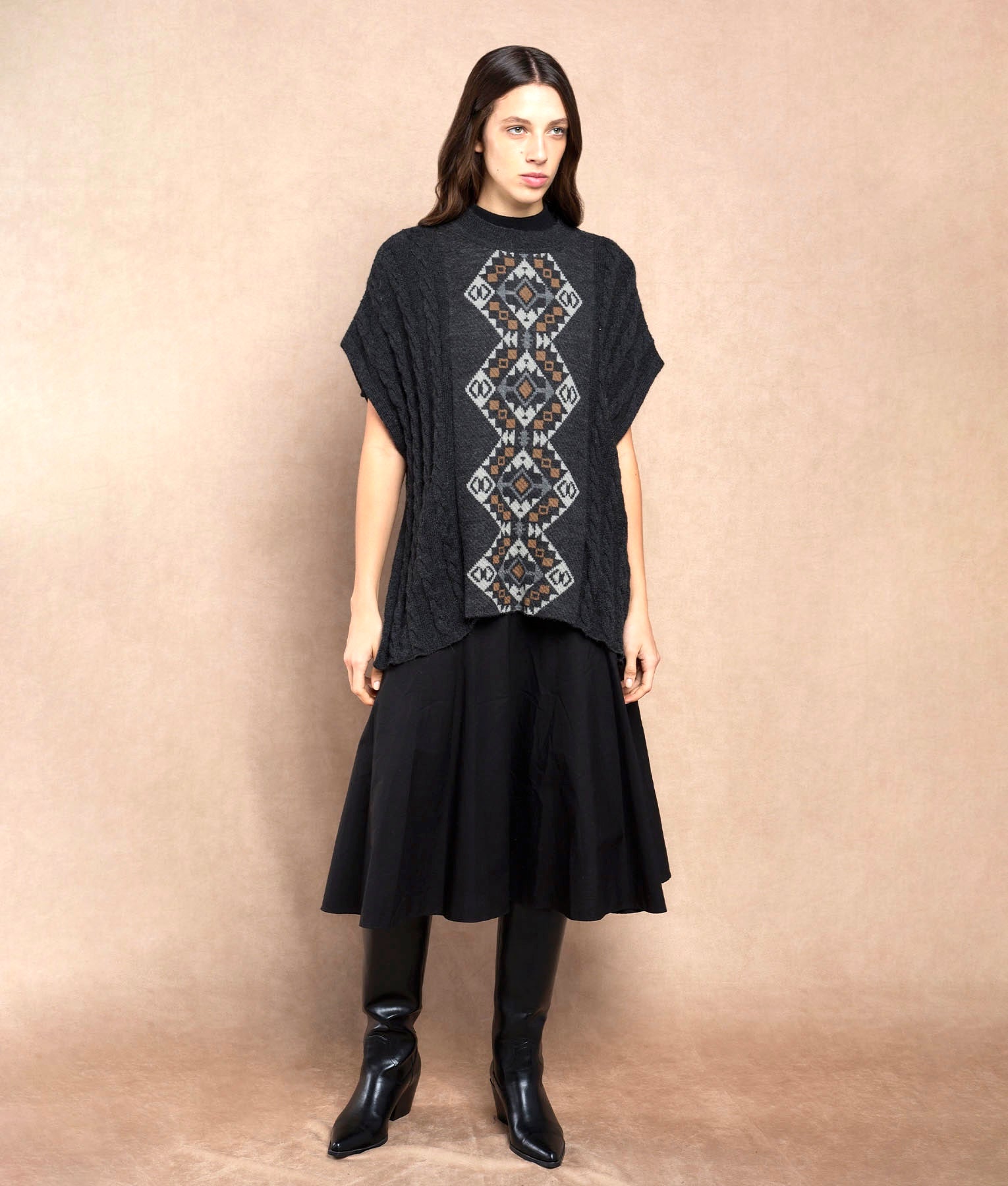 Cables & Structures Poncho With Sleeves C003