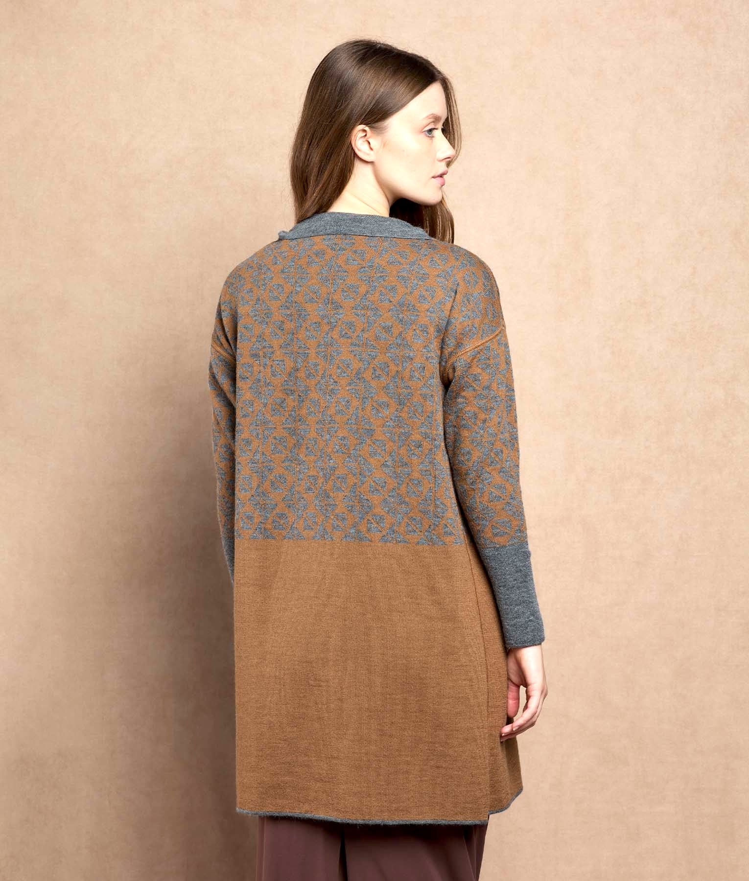 Reversible Long Cardigan C006