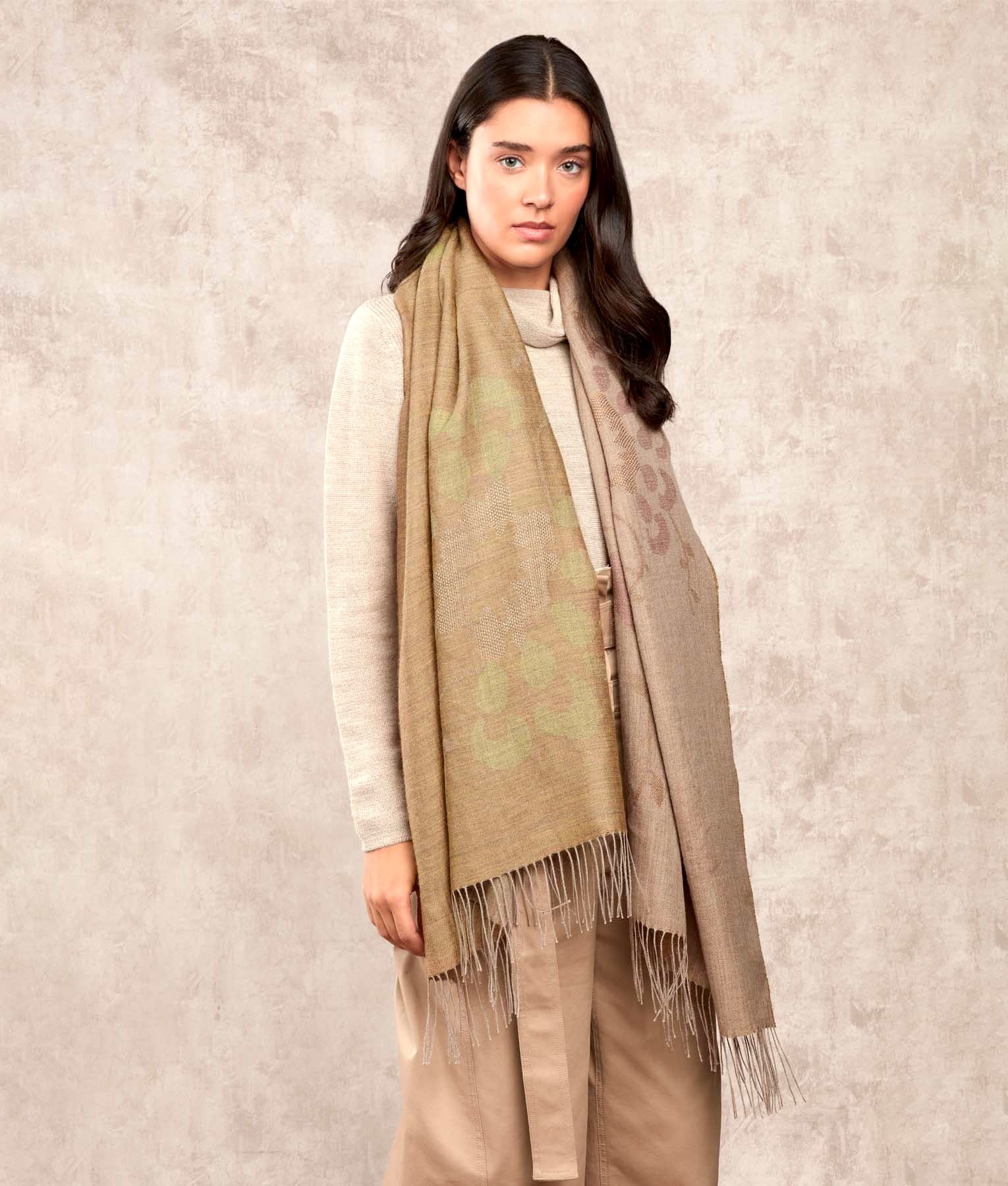 El Recuerdo Jacquard - Shawl - Multicolour Camel - Women's