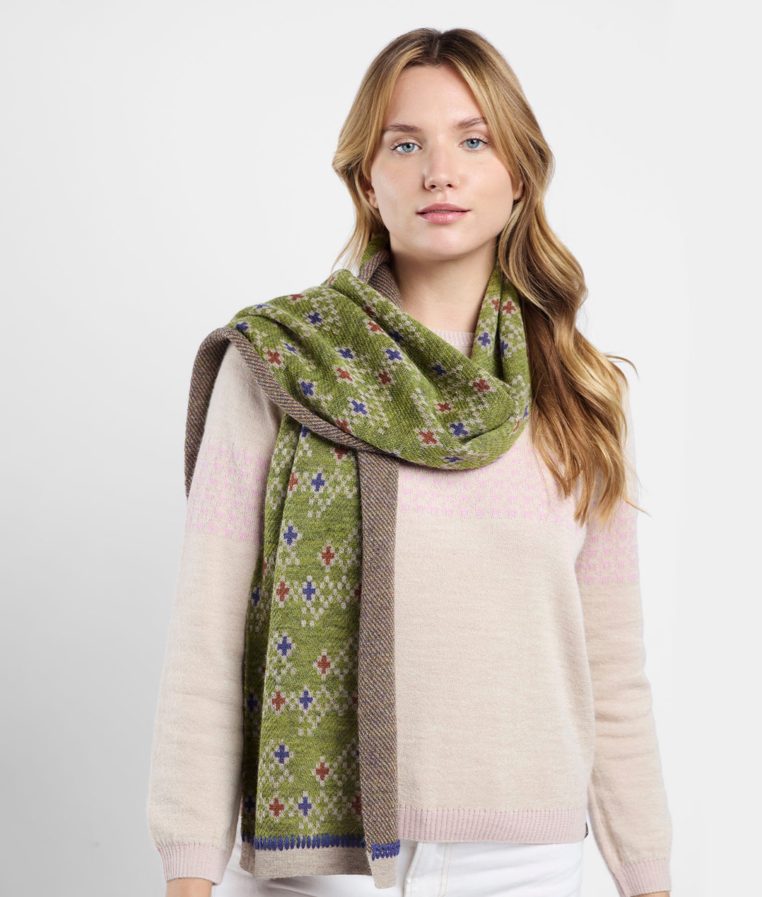 Cross View Jacquard Scarf C003