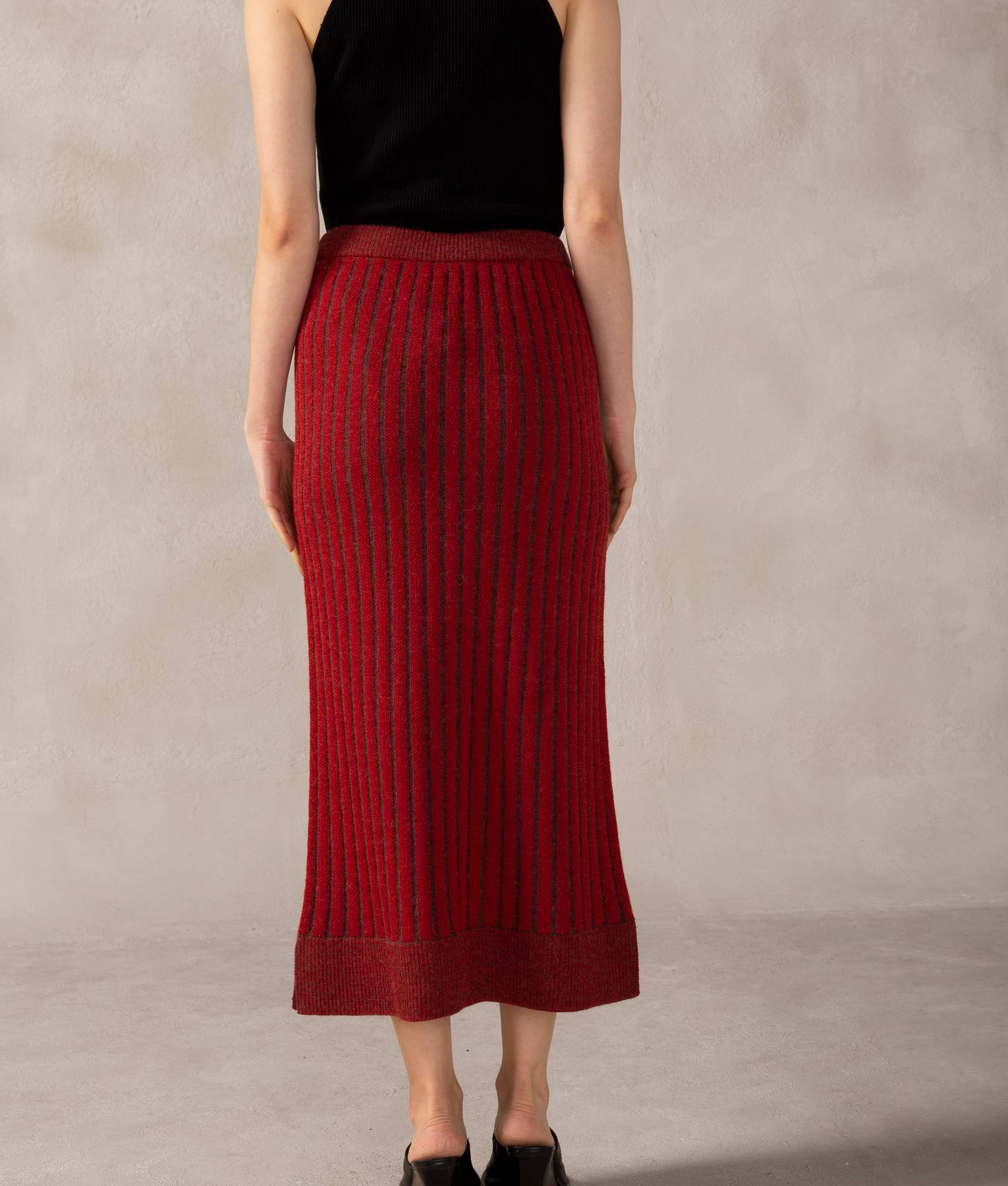 Reversible Ribbed Skirt C007