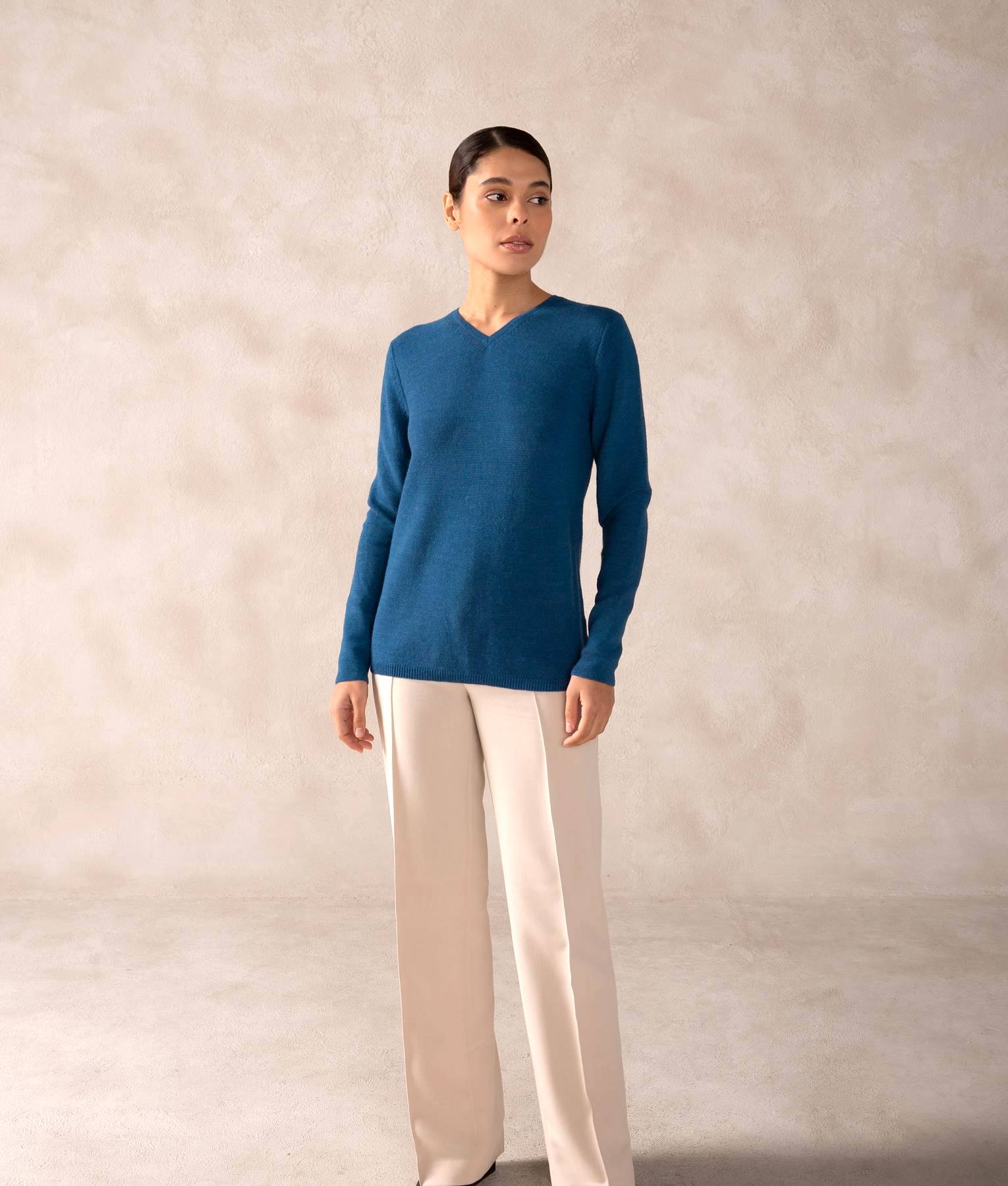 Links Basic Vee Pullover AZ15574