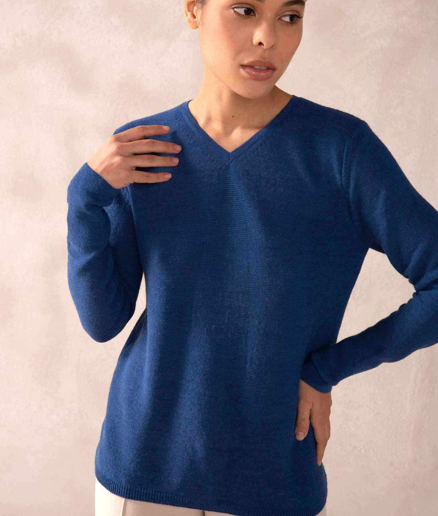 Links Basic Vee Pullover AZ15574
