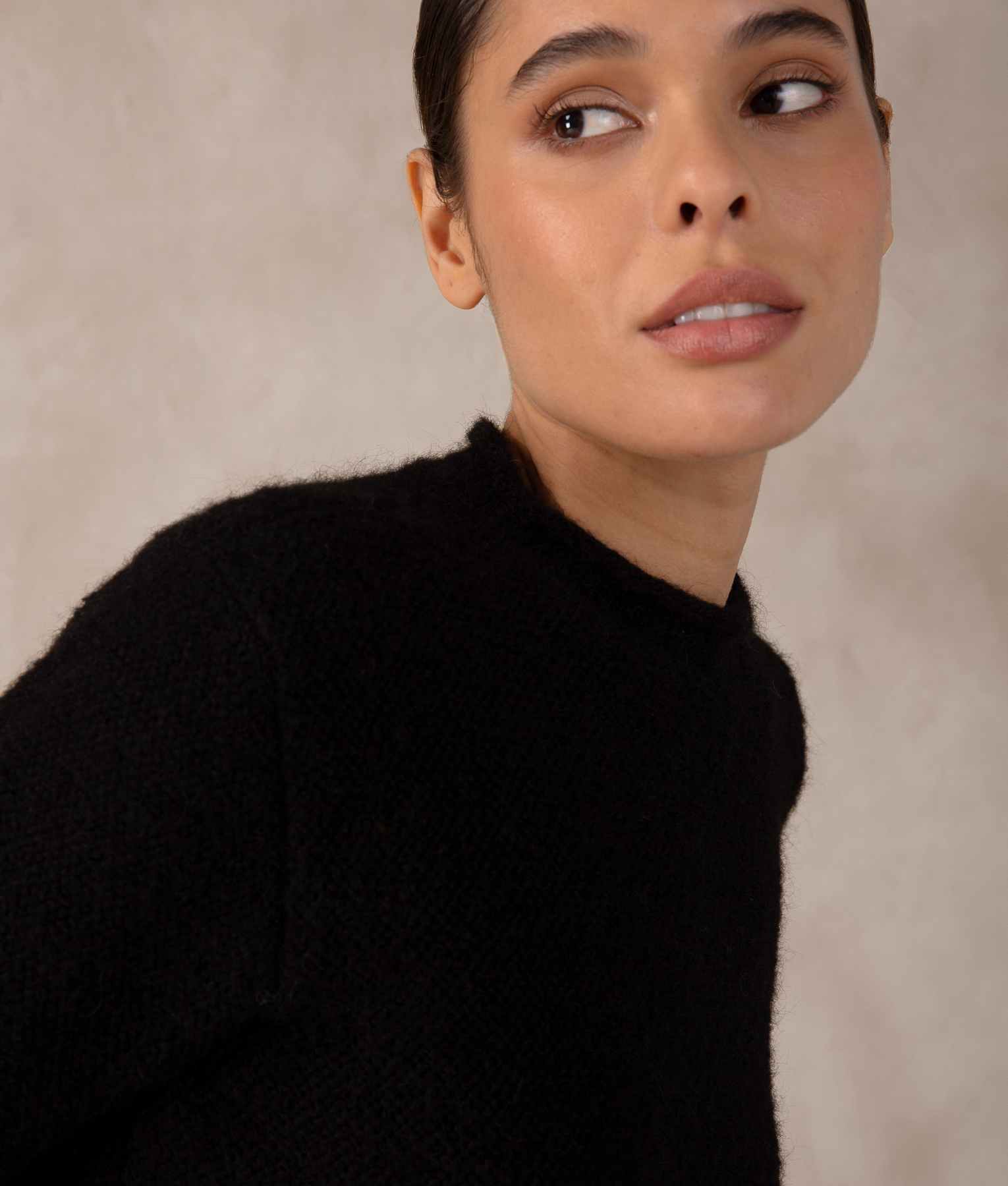 Basic Soft Crew Pullover C003