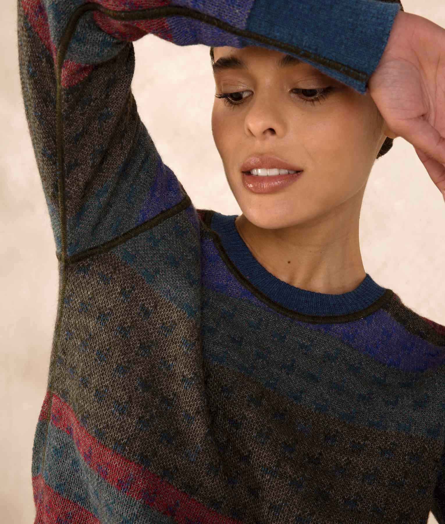 Outstand Pullover Reversible C002
