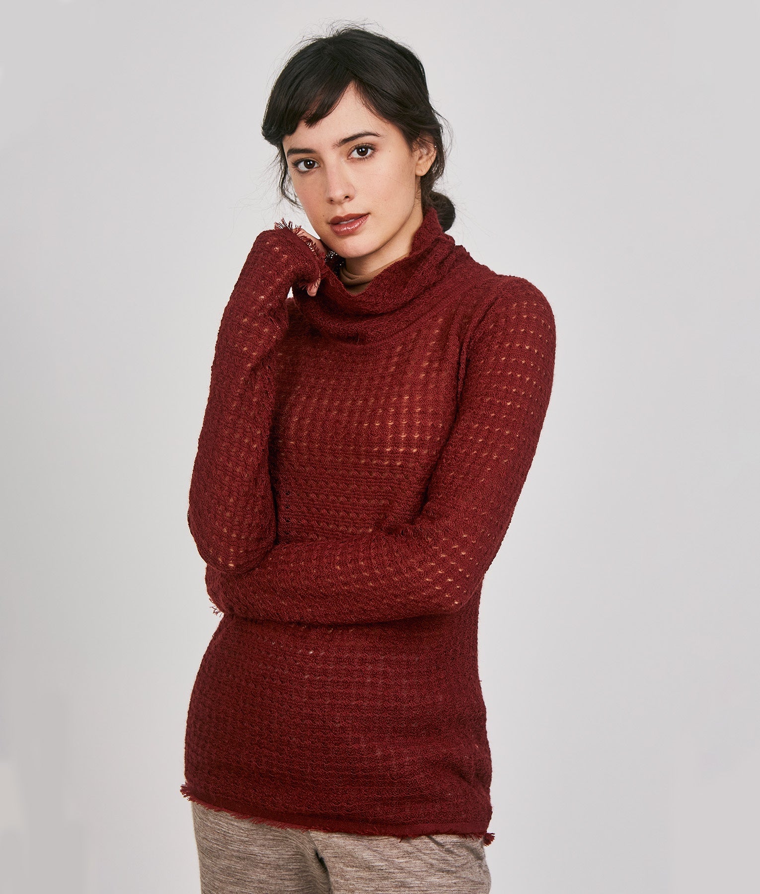 Light Cowl Neck Pullover RJ14608