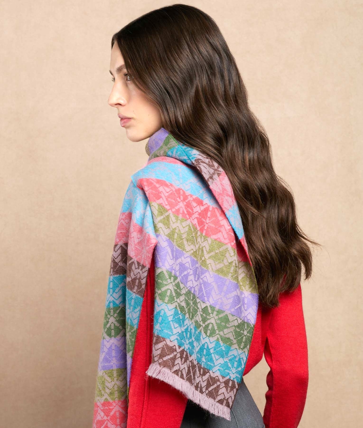 Over The Edge Scarf C001