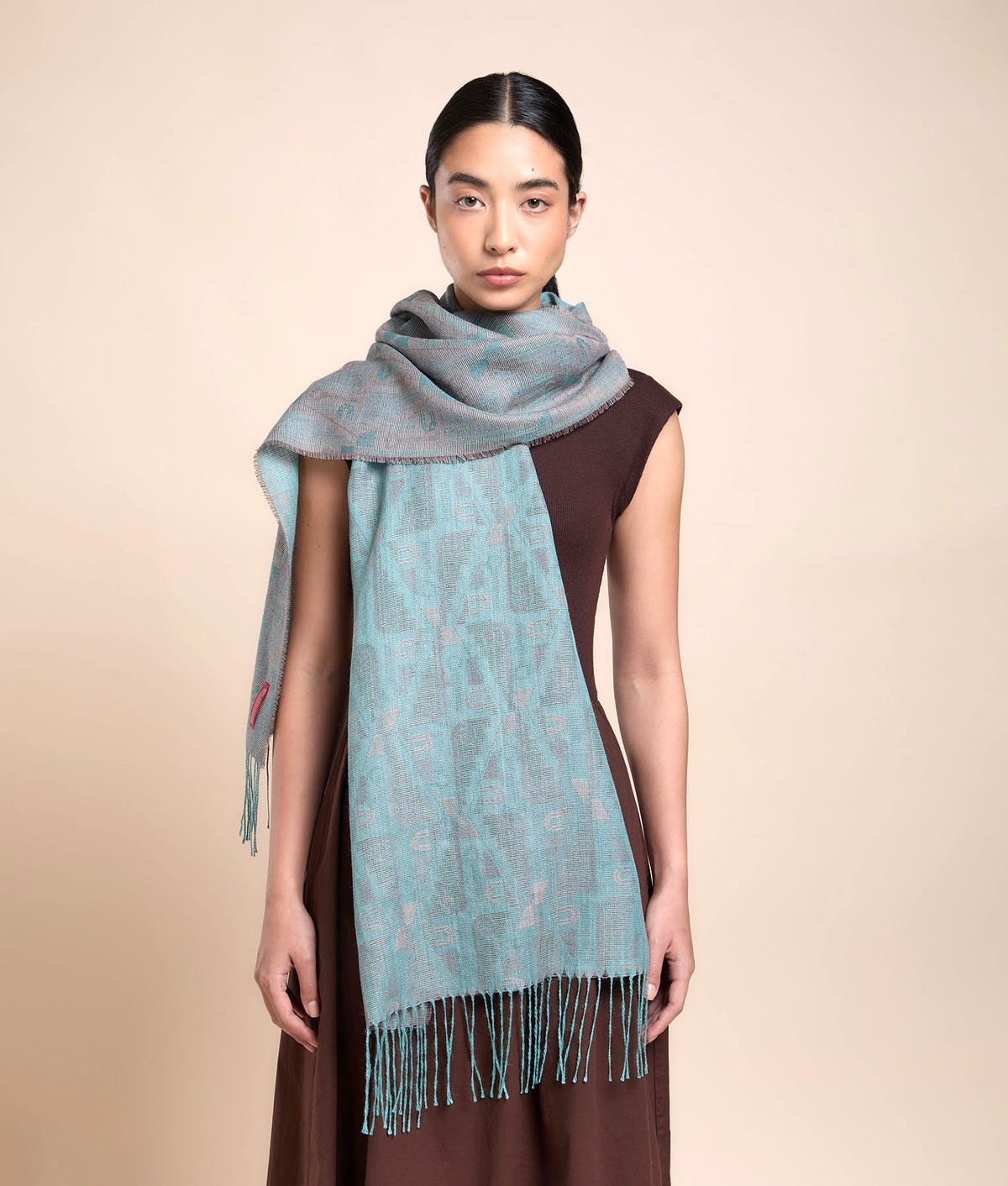 Esinca Scarf - Wari - C001