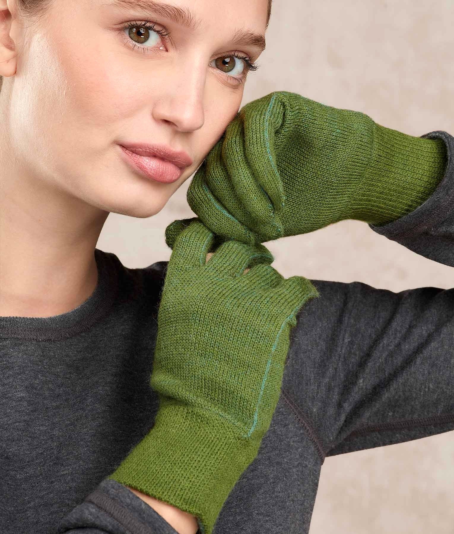 Reversible Gloves - Green and Teal C007 - Unisex