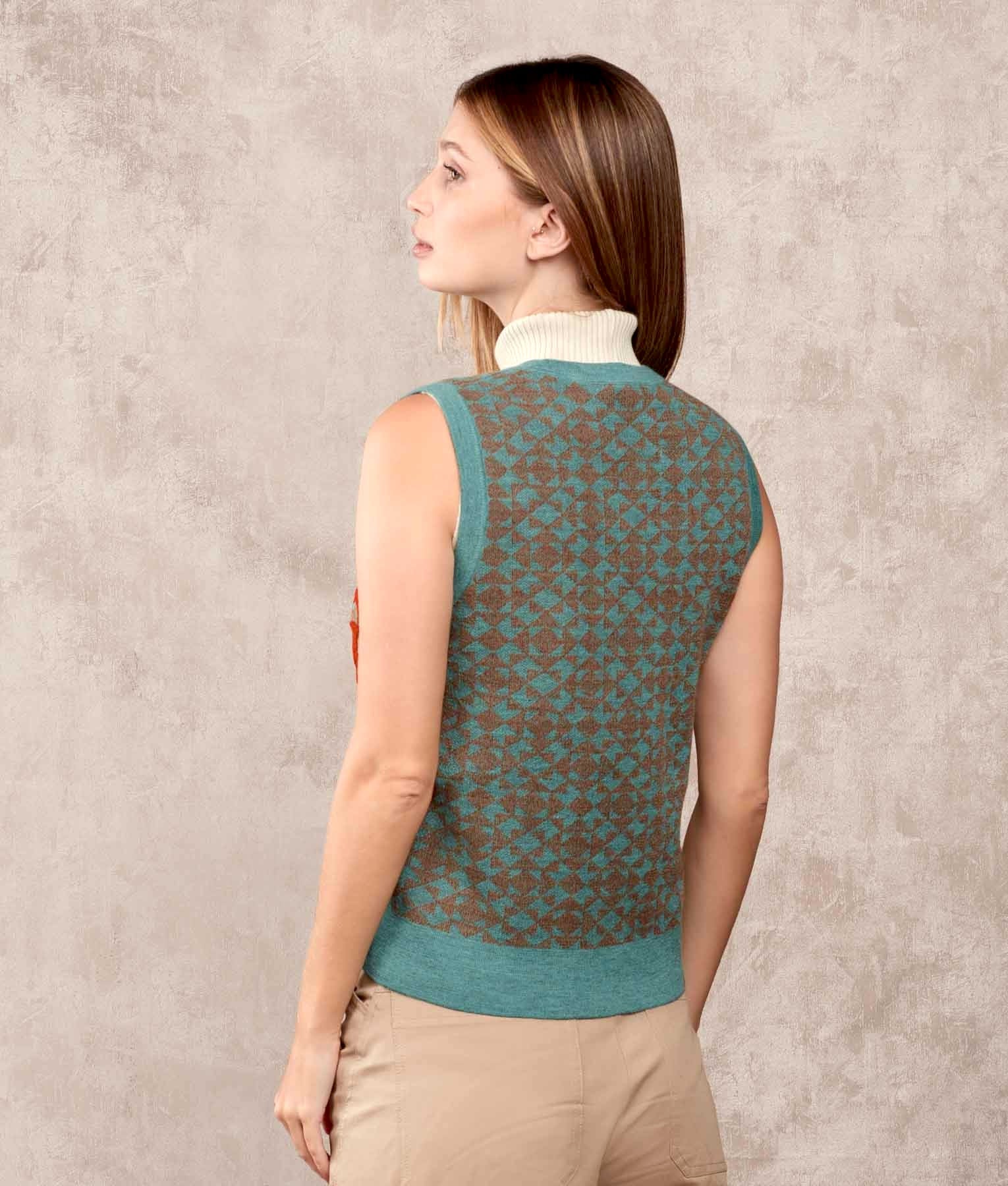 Heart Of Flowers Vest - Multicoloured C005 - Women's