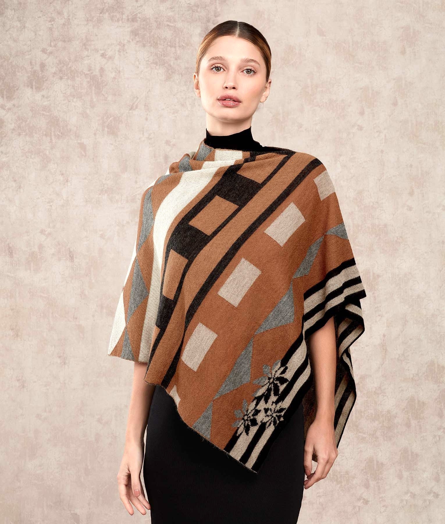 El Pontro Alpaca Poncho - Multicoloured C001 - Women's