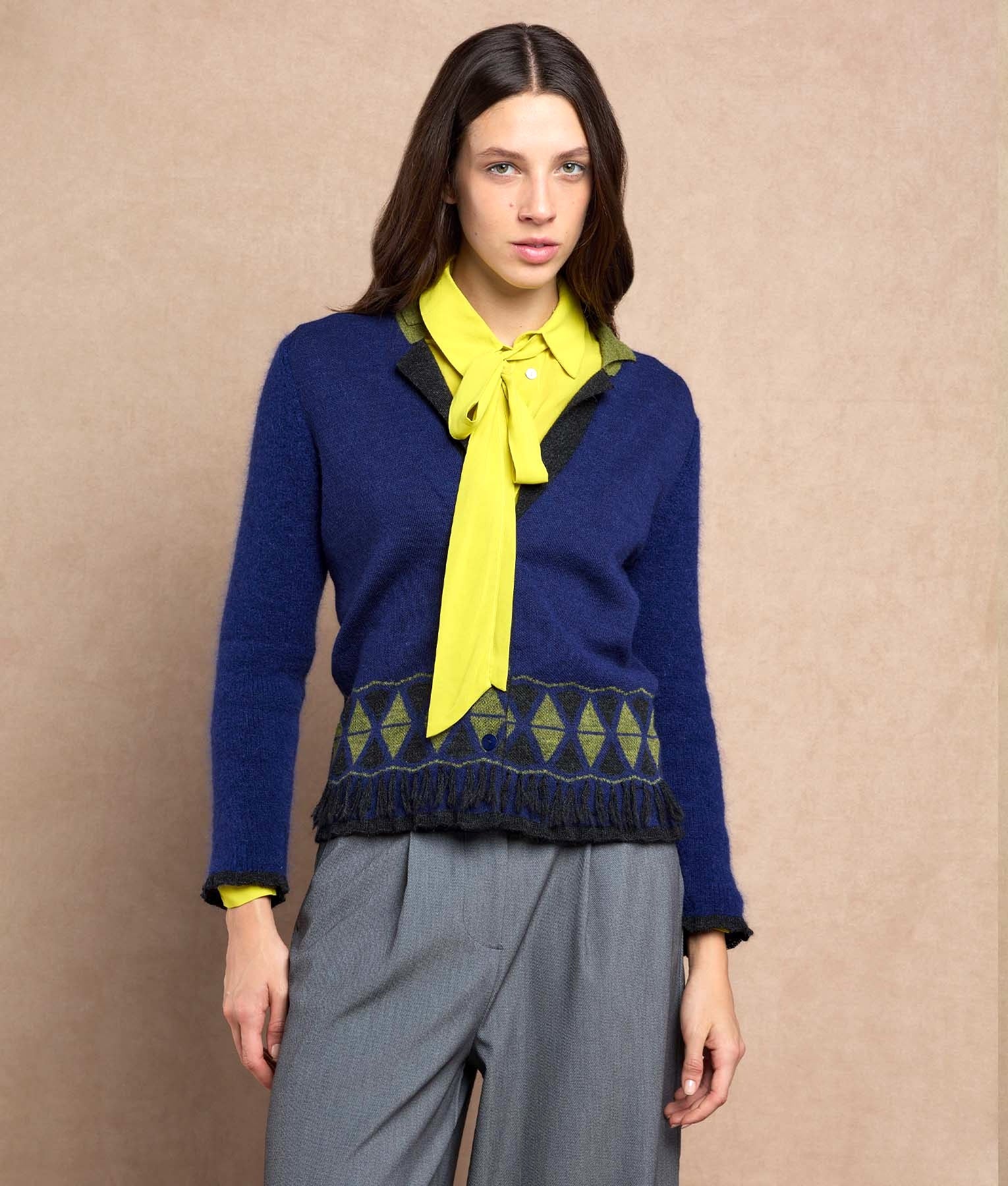 Biz Cardigan With Ruffles Details C006