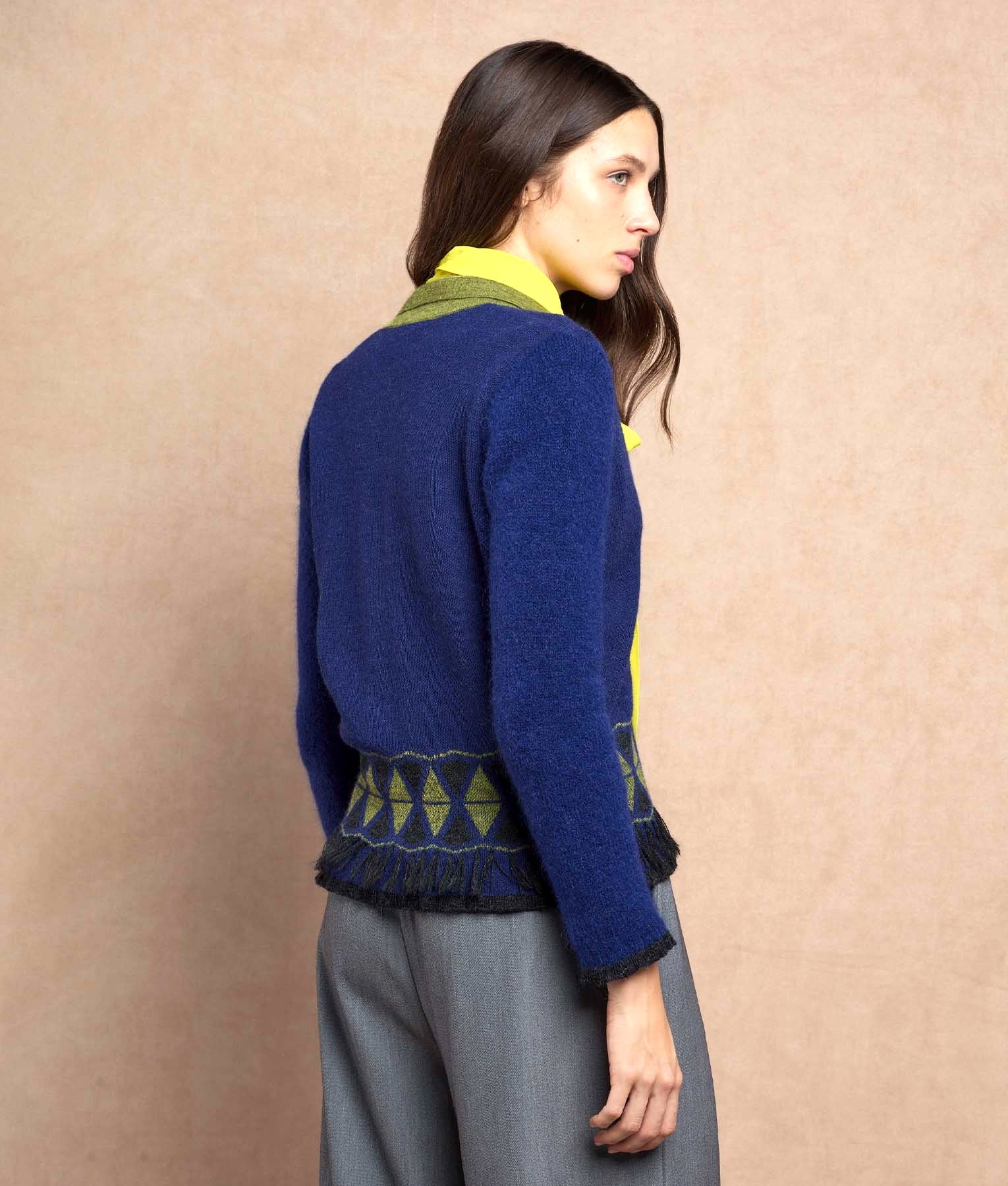 Biz Cardigan With Ruffles Details C006