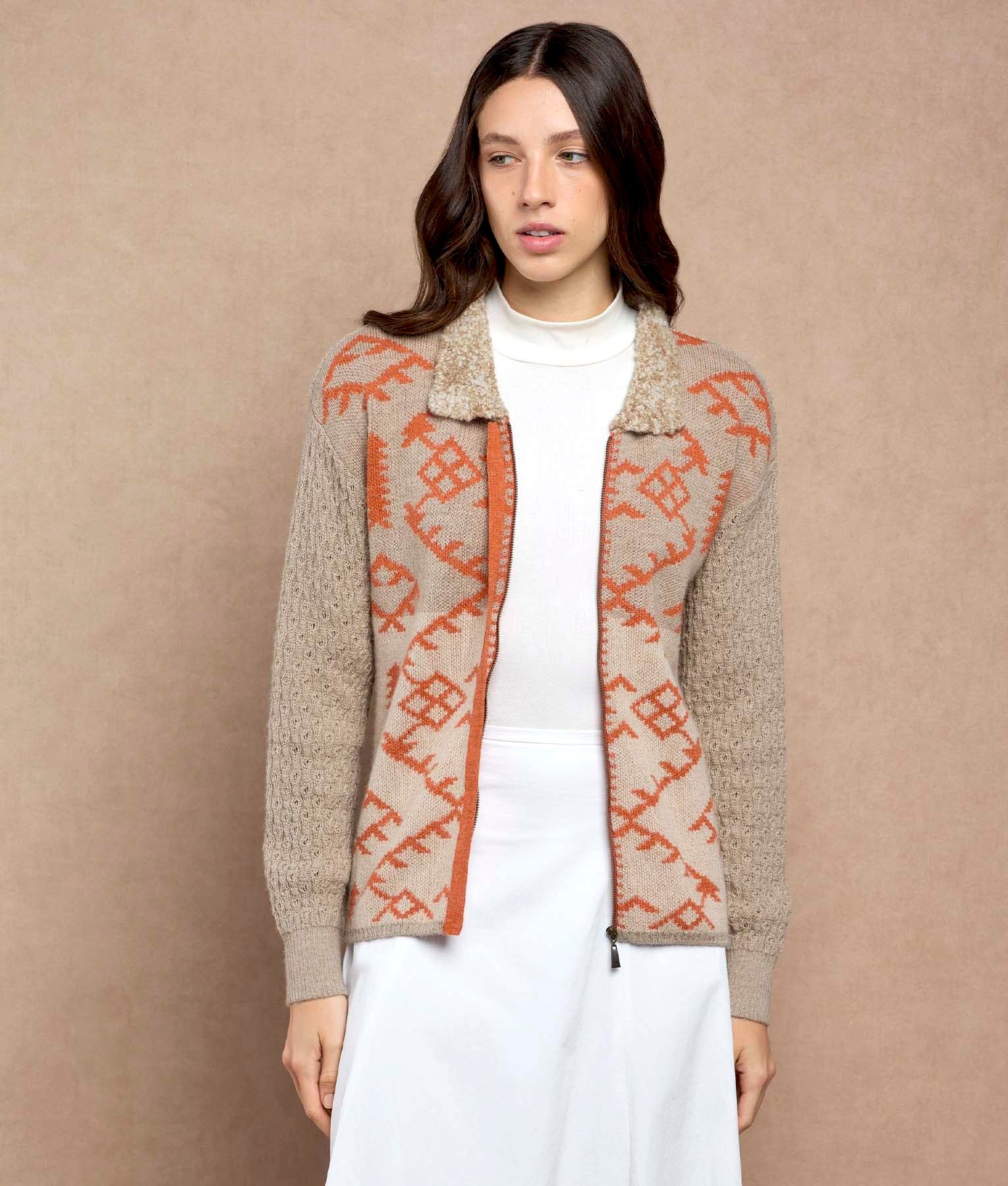 Beyond Lines Zipped Front Cardigan C004