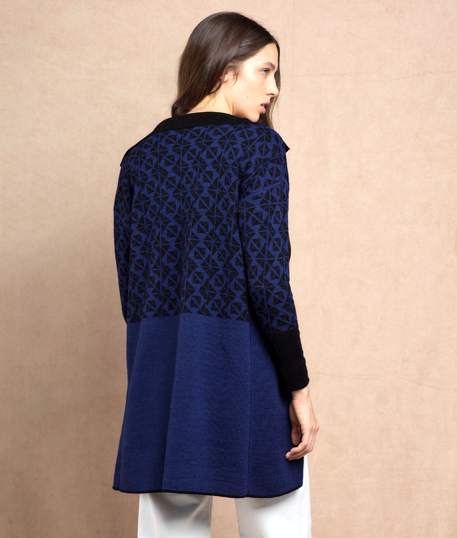 Reversible Long Cardigan C007