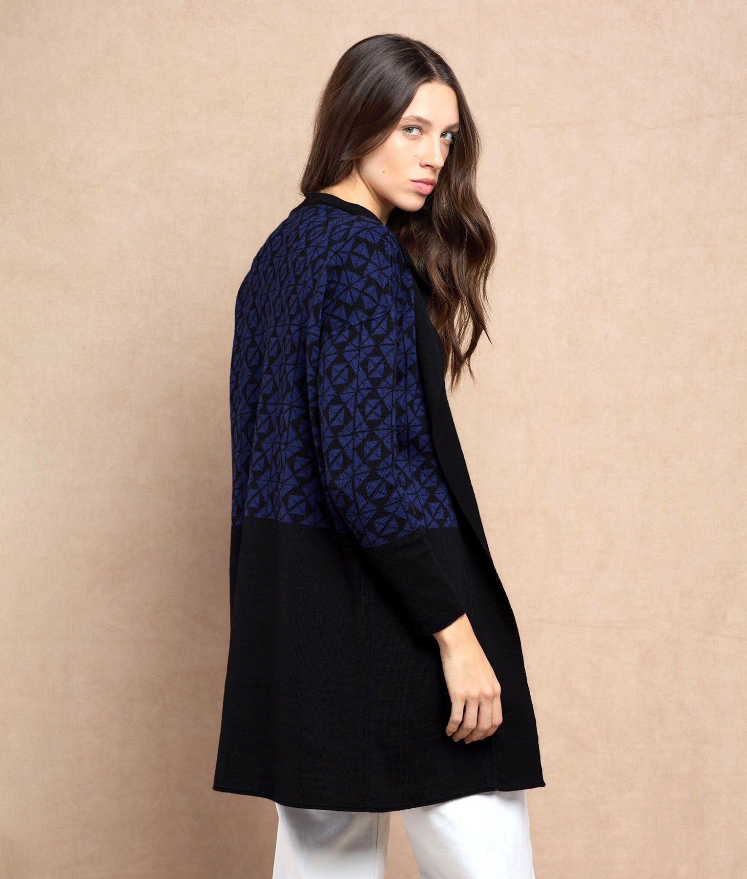 Reversible Long Cardigan C007