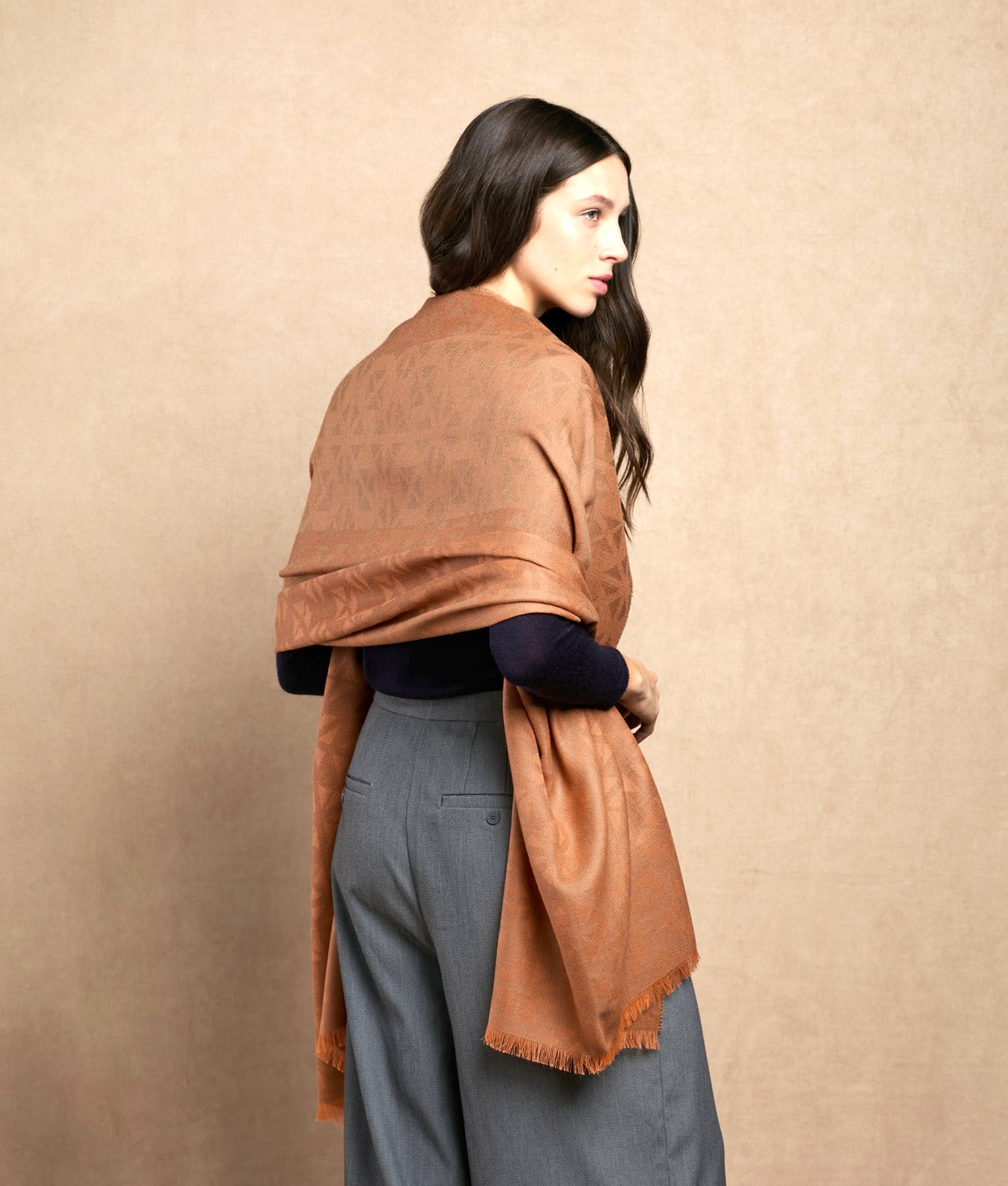 The Stream Shawl C002