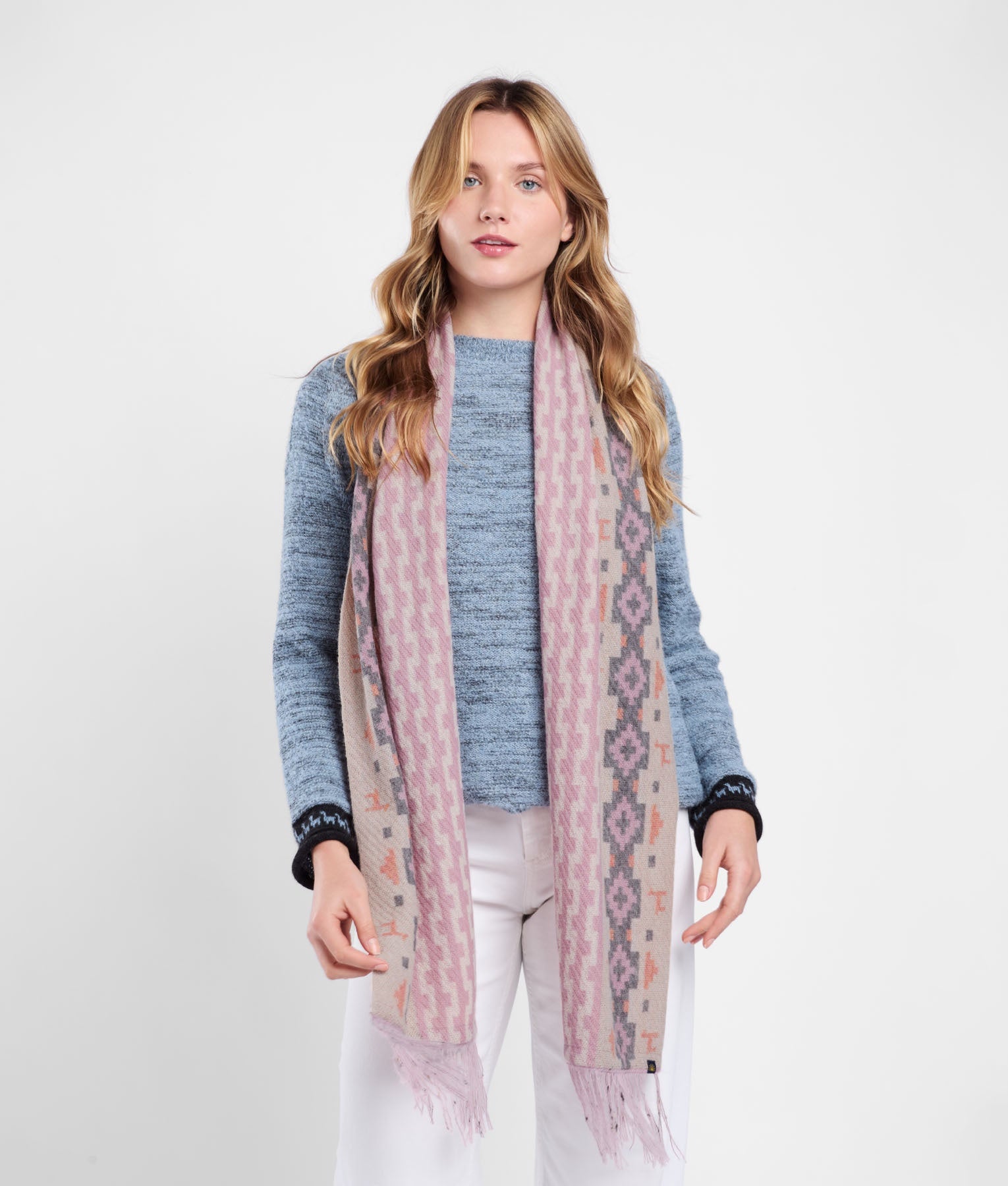 Over The Hills Scarf C004