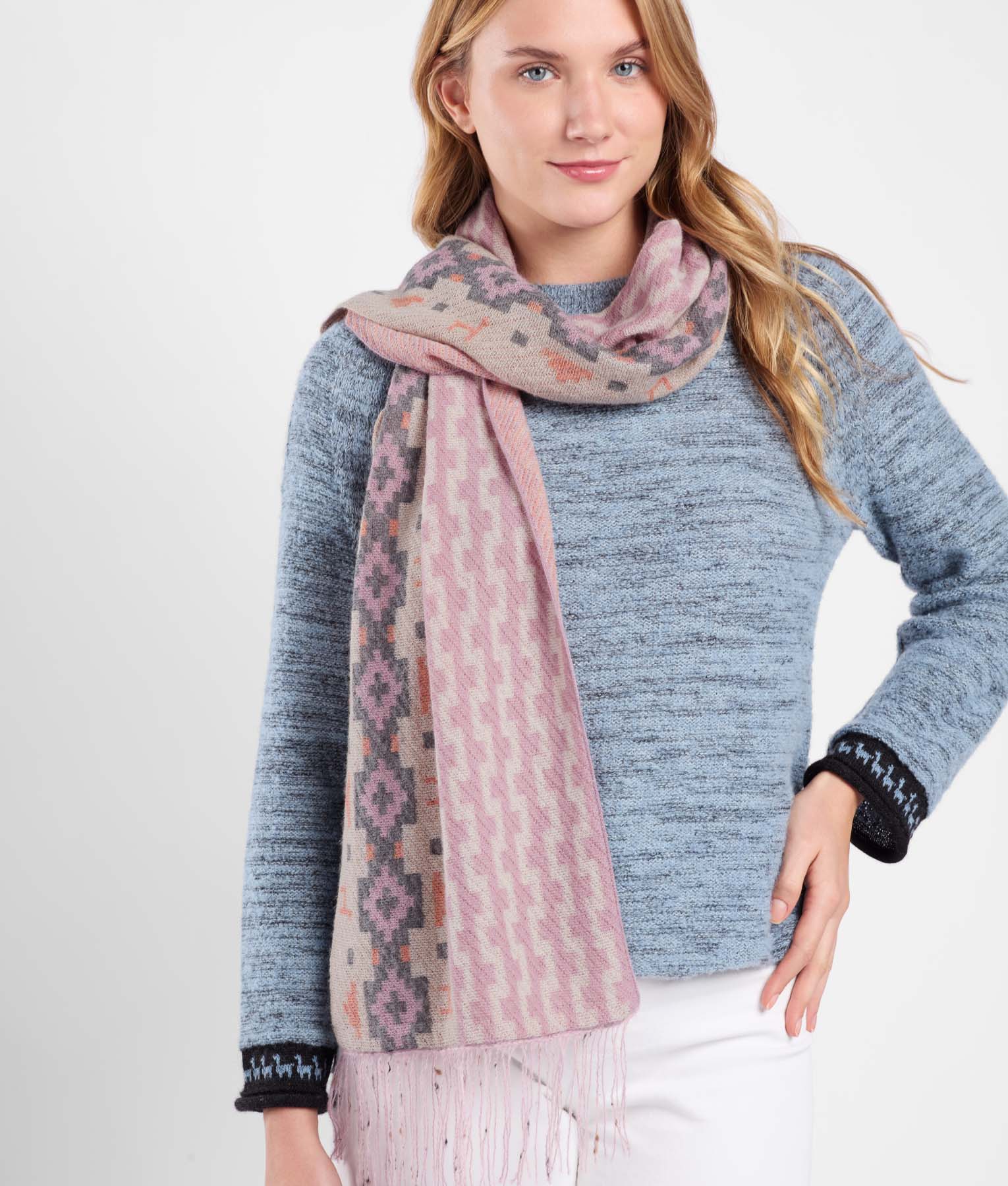 Over The Hills Scarf C004