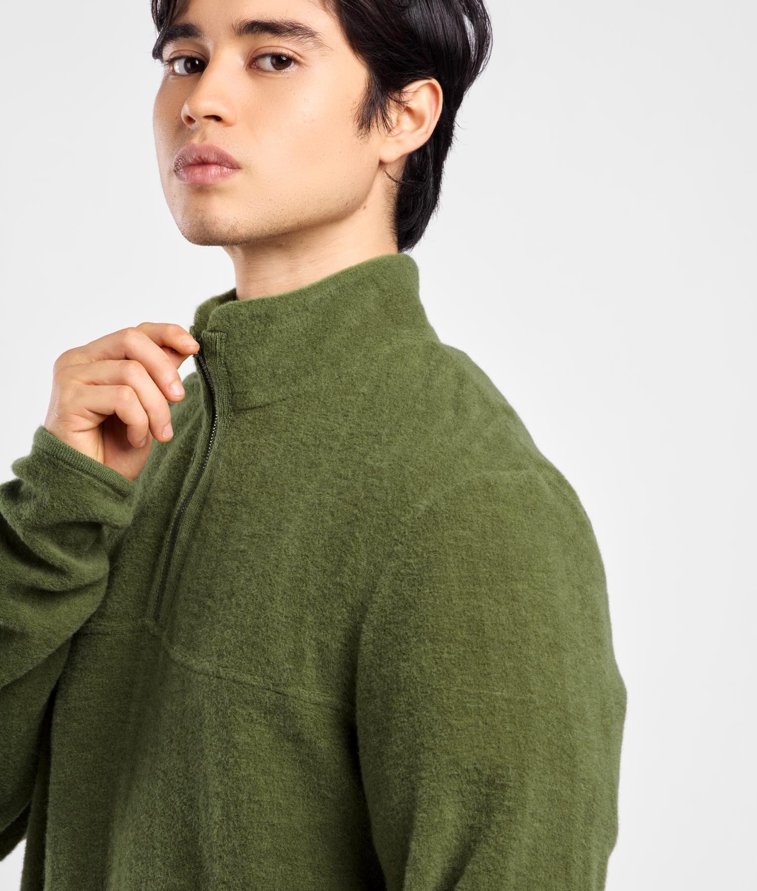 Plush Rizo High Neck Pullover C002