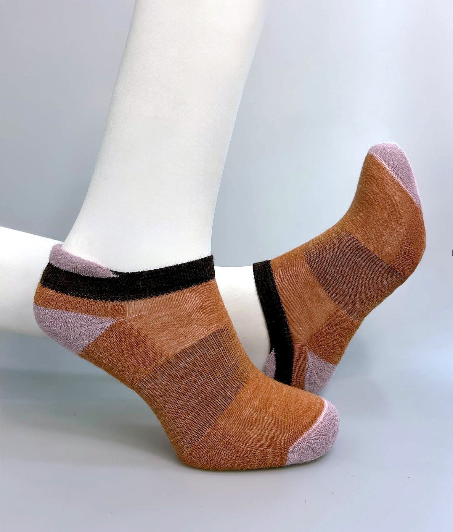 Women's Ankle Socks C002