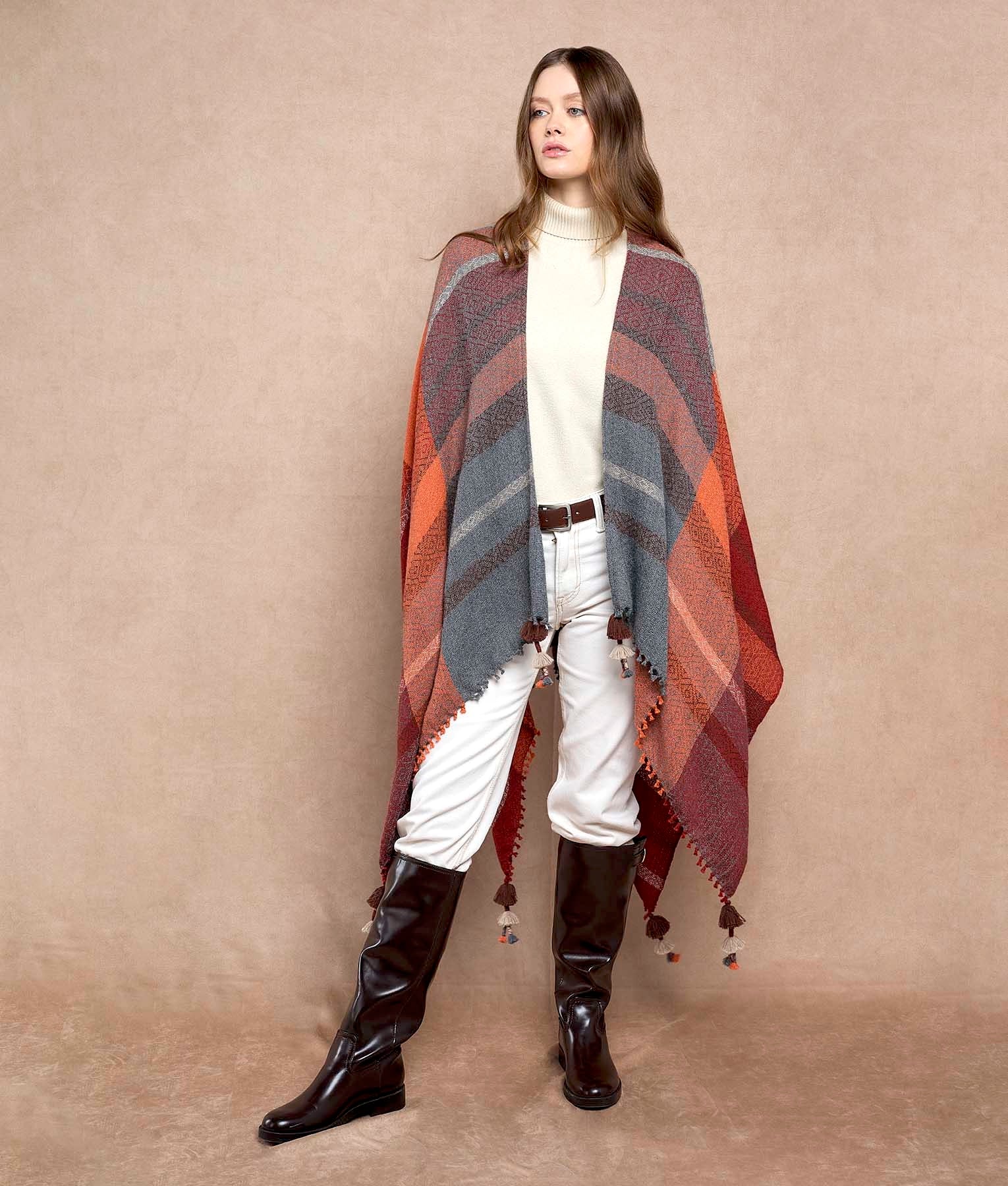 Unequal Cape C002