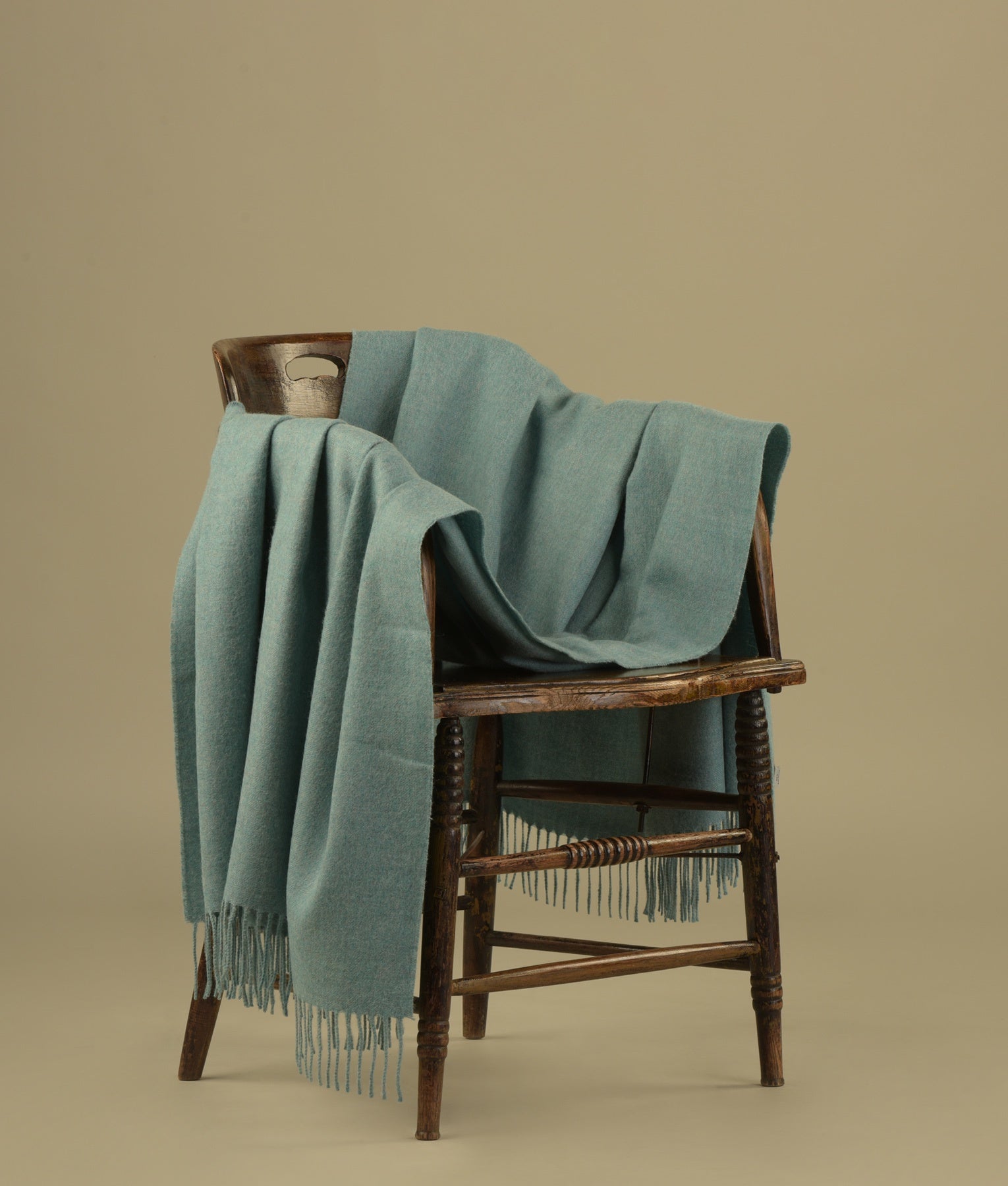 Classic light throw M2548