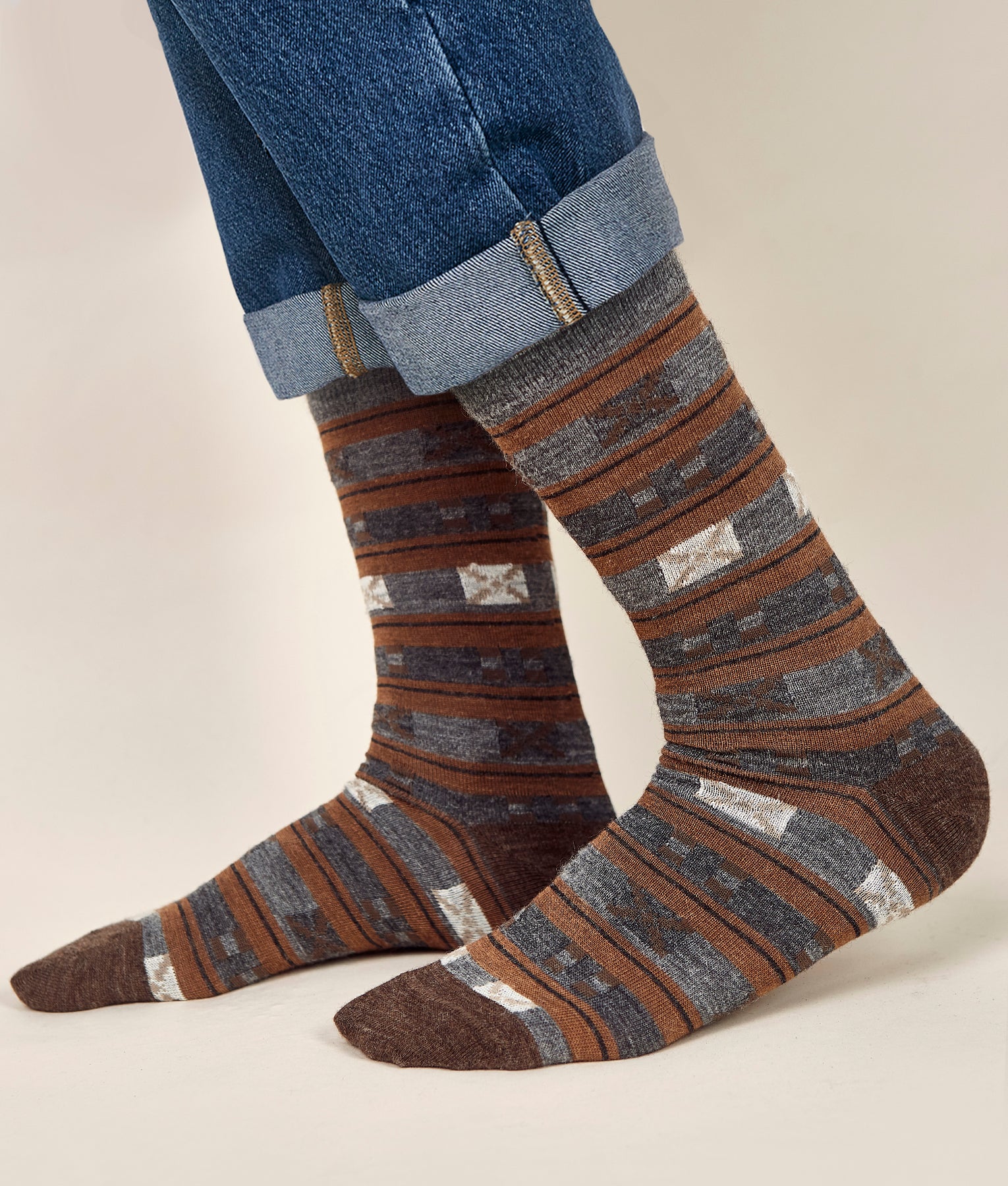 Crossed Men's Socks C005